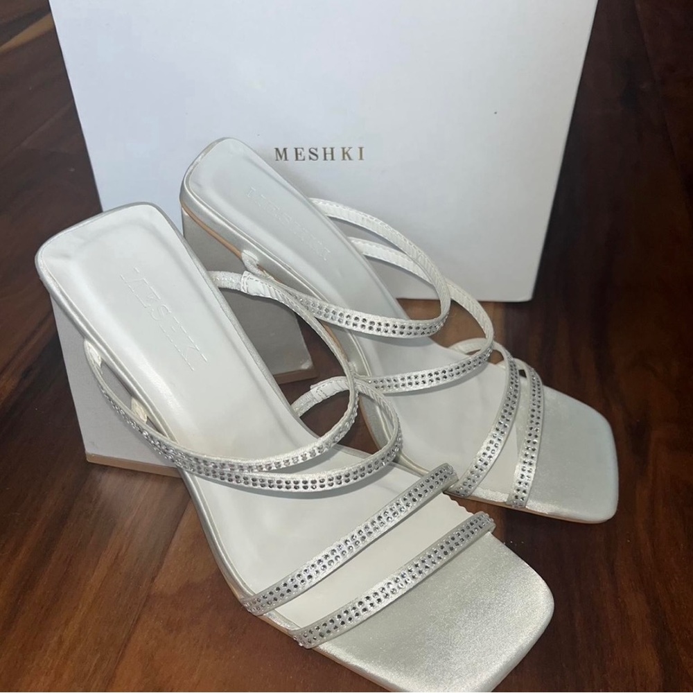 Soft 90s Glam NWT Meshki Heels